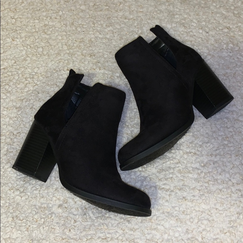 Black heels